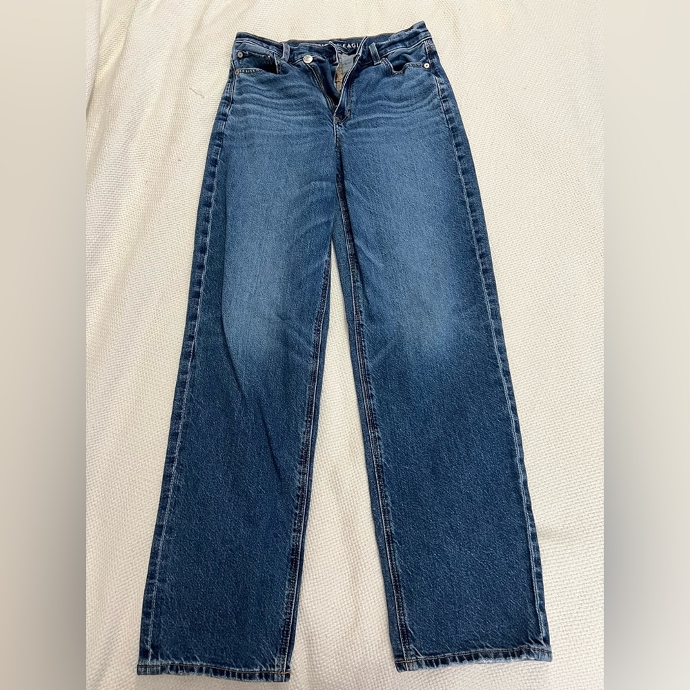American Eagle Strigid Super High Rise Baggy Straight